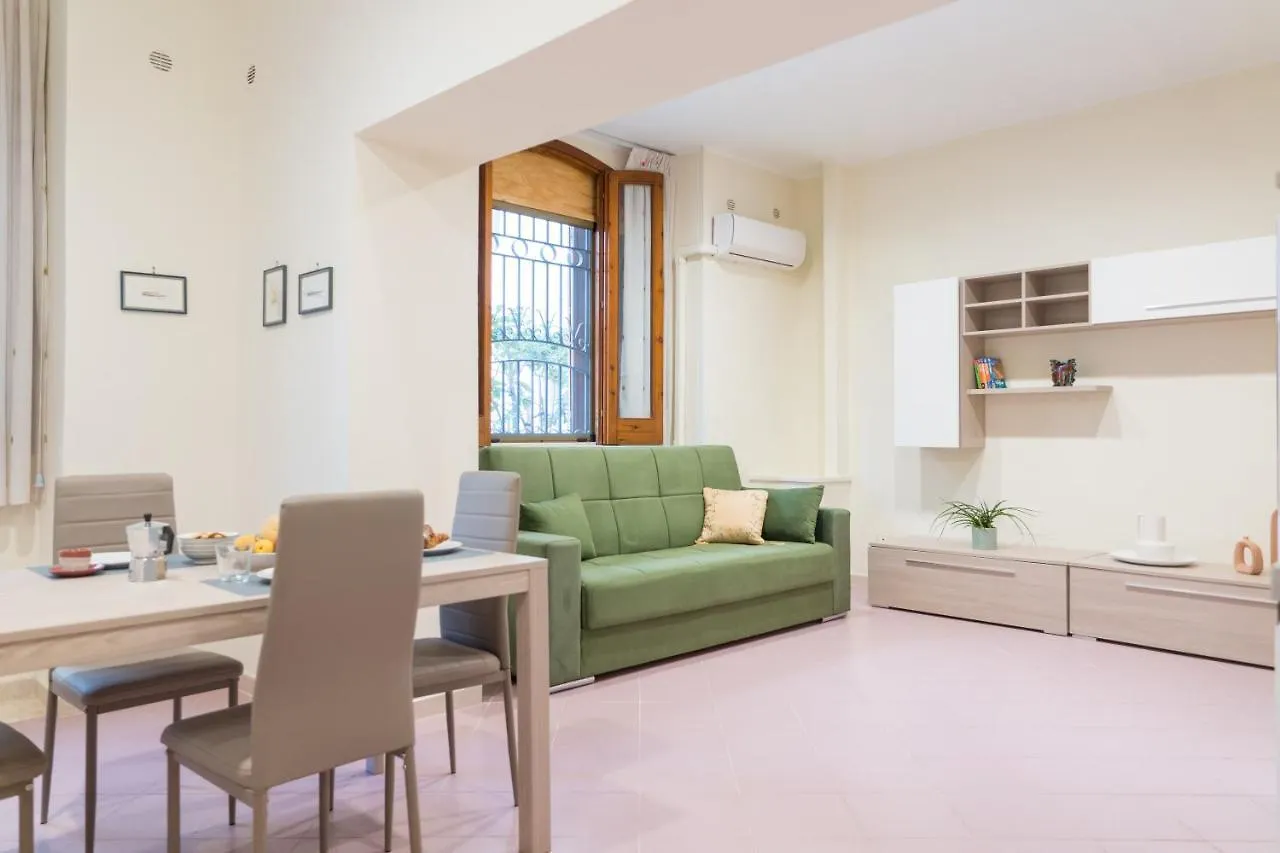 Apartment La Casa Di Apollo - Ortigia Charming Studio Syrakus Italien